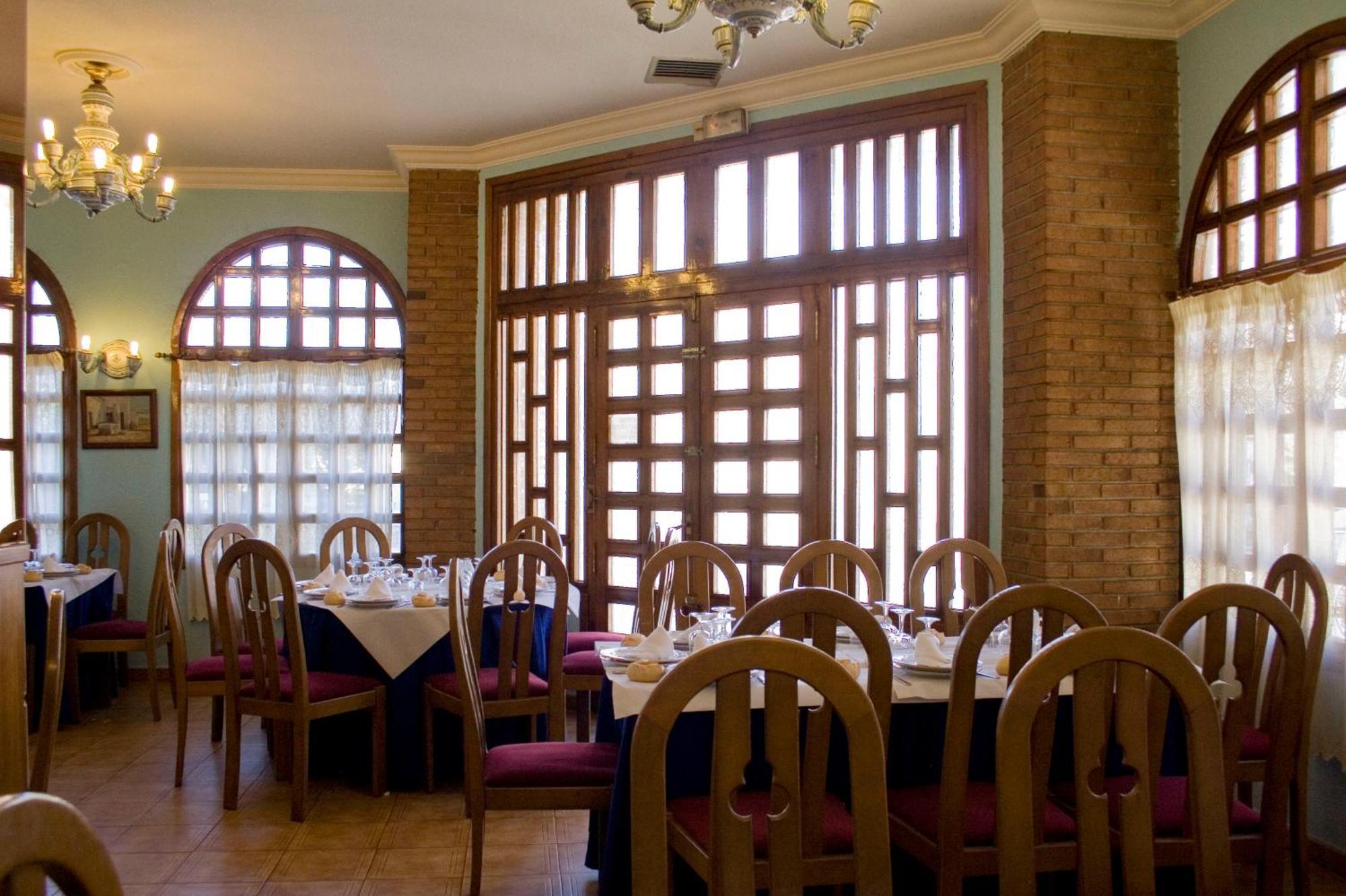 Hotel Perales Talavera de la Reina Zewnętrze zdjęcie