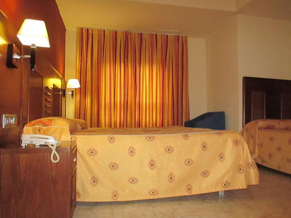Hotel Perales Talavera de la Reina Zewnętrze zdjęcie